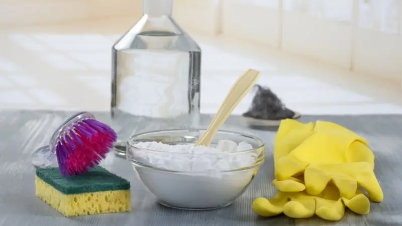 how to get spray paint off skin with household items