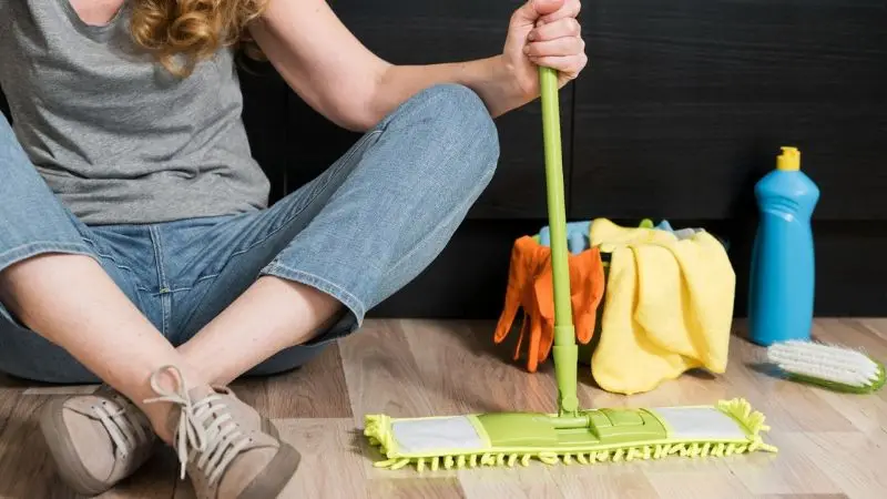  common mistakes when making DIY wood floor cleaners