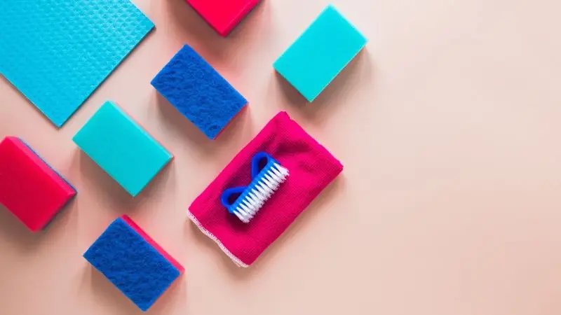 cleaning clothes and pads