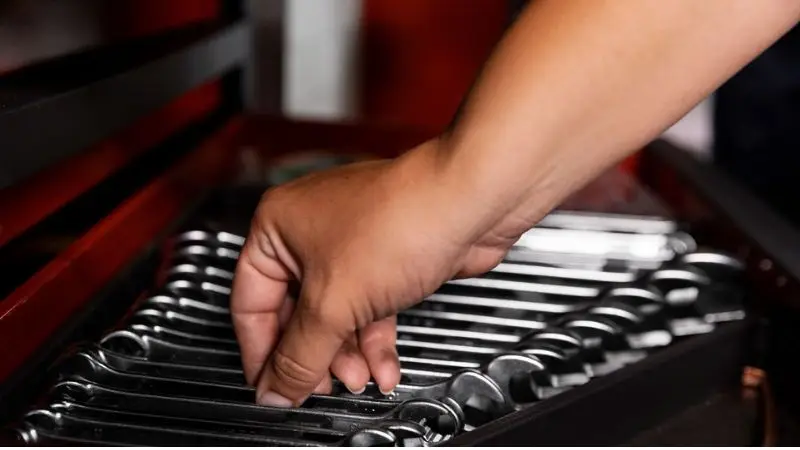 How to check your toolbox compatibility for wrenches organization