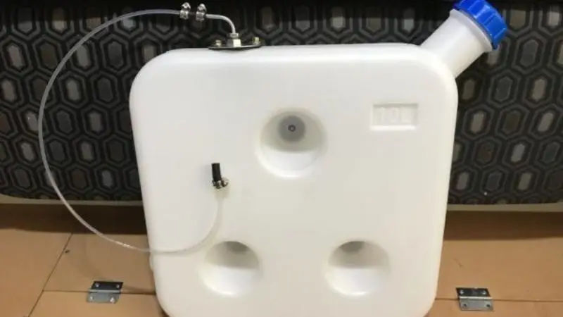 Diesel fuel tank types