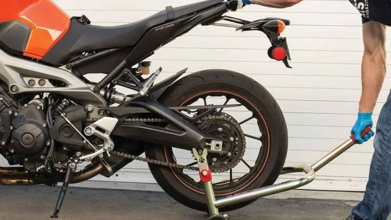 Benefits of a motorcycle stand