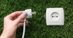 Can you plug an extension cord into a power strip