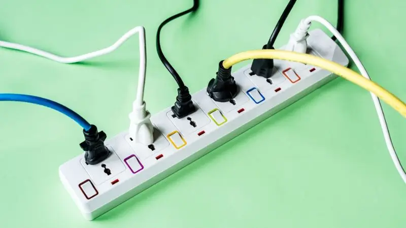  Why it is not safe to plug an extension cord into a power strip