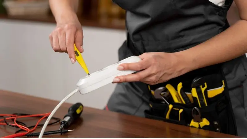 How to repair a minor nick and exposed wire in an extension cord