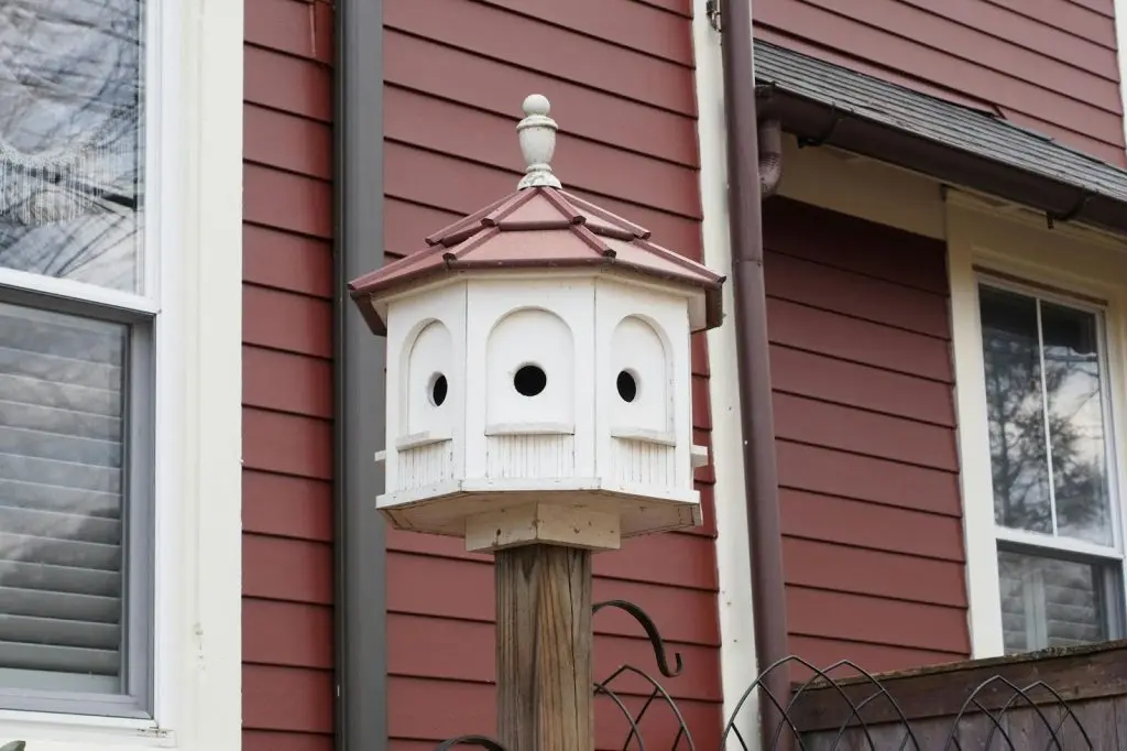 customised birdhouse
