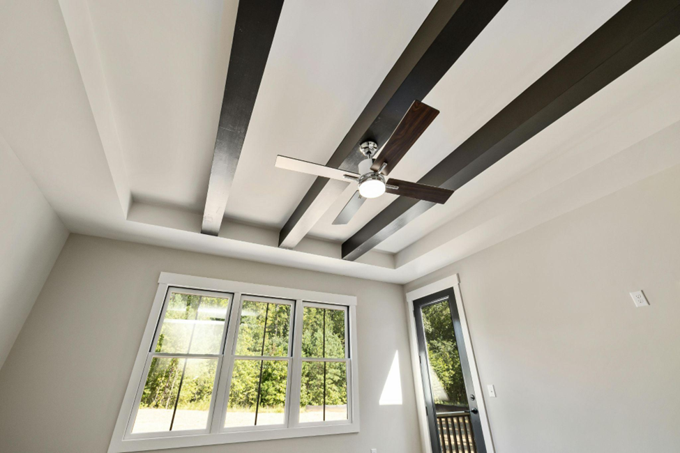 Staffa Di Montaggio In Metallo Per Ventilatori A Soffitto Inclinati – Supporto Da 27mm Con Viti, Per Interni Ed Esterni