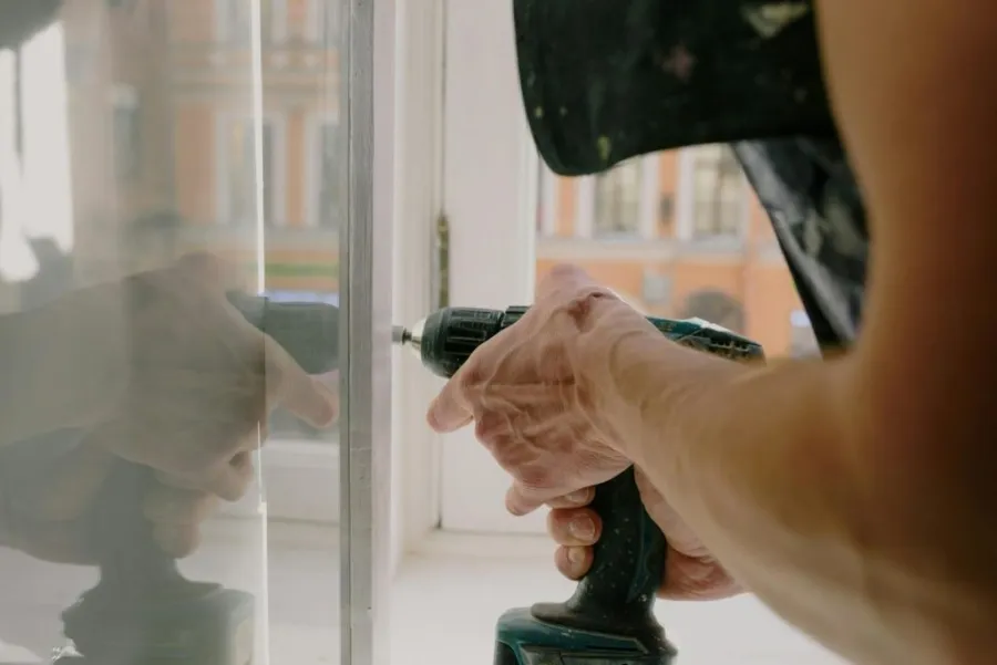 drilling a hole in stainless steel