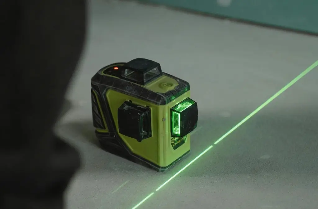 Rotary laser level vs line laser 
