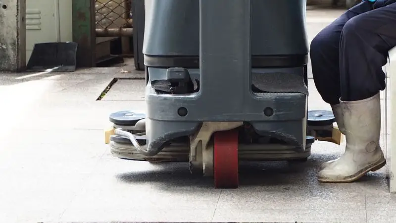 maintenance of floor sweepers vs. scrubbers