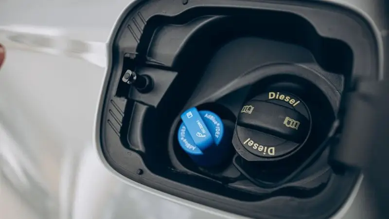 factors that affect the cost of replacing the fuel tank