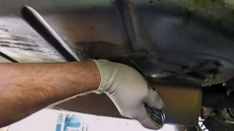  common mistakes to avoid when using a fuel tank repair kit