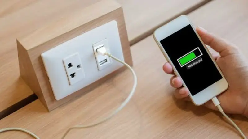 USB outlet