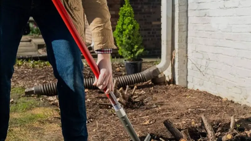  common mistakes to avoid before choosing a 1-man post hole digger