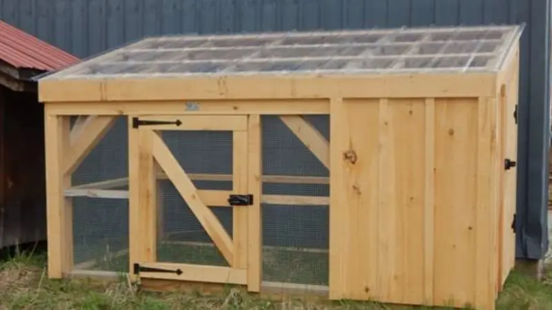 How to choose the right materials for your chicken coop kit