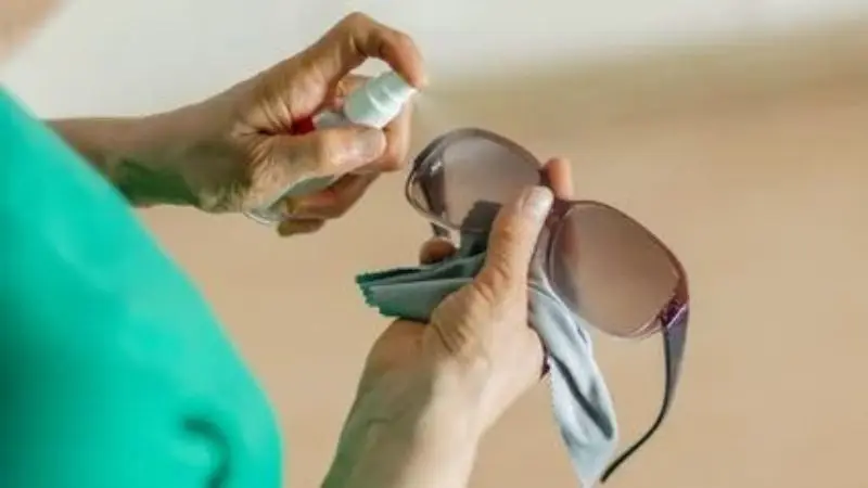 Benefits of making DIY Glasses Cleaner