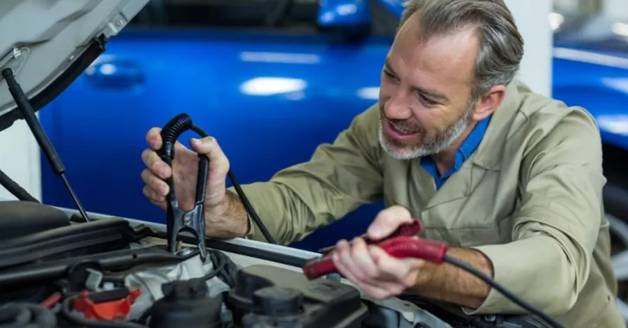 how to charge a car battery