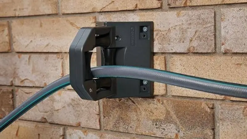 key benefits of using hose reel guides