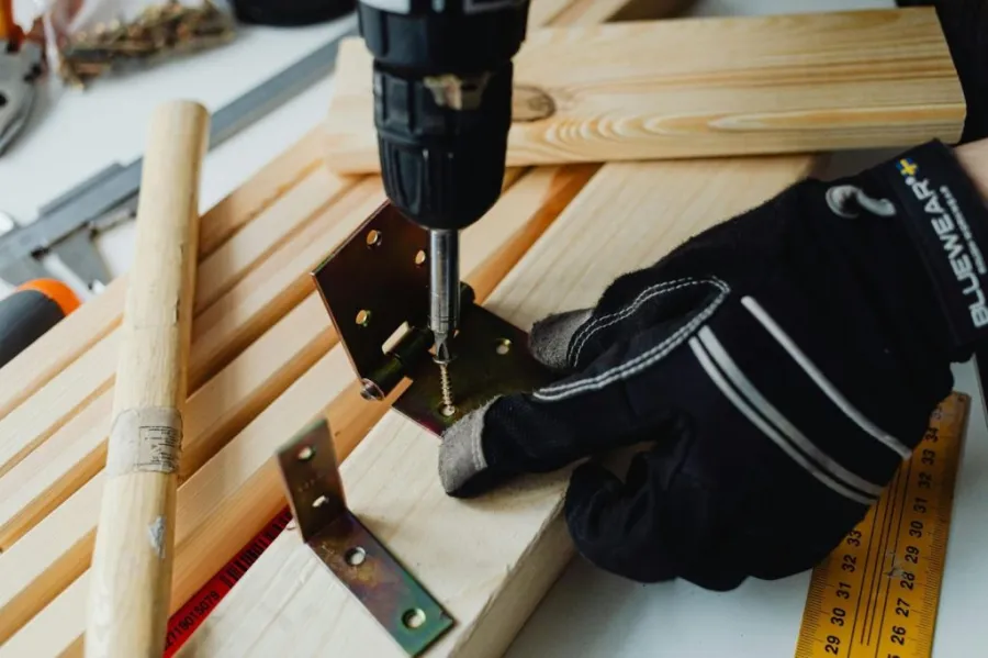 Holzverbindungen mit Klammern