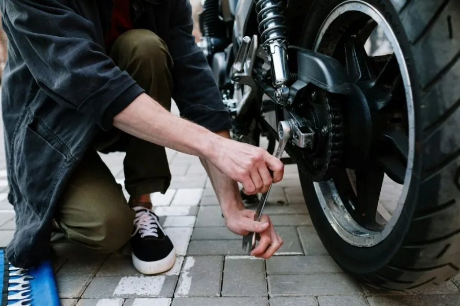 mechanic working