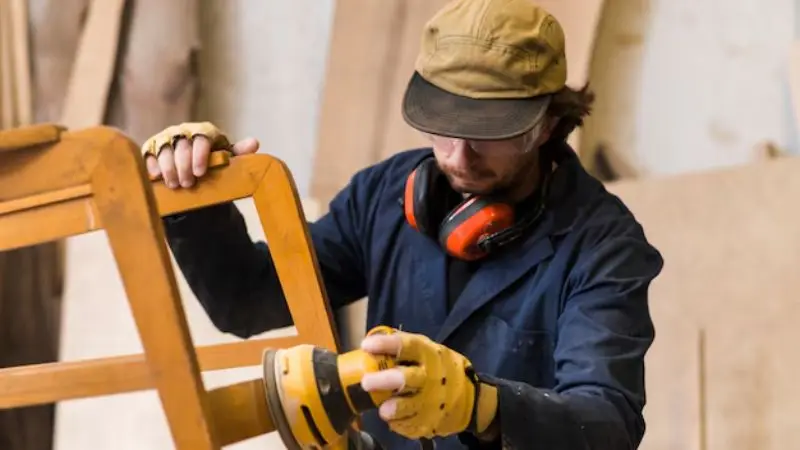 difference between an orbital and sheet sander