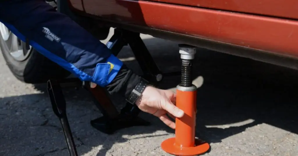 where do you put a jack on a car