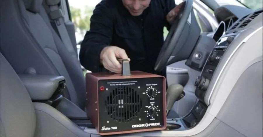 How does an ozone generator work​