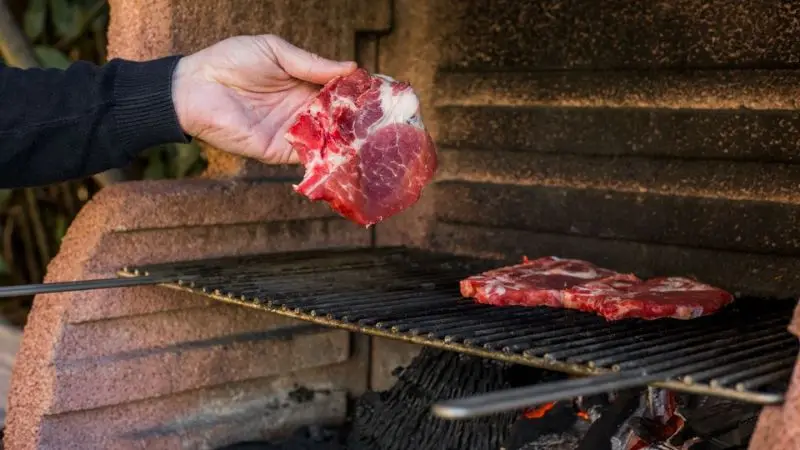 How to smoke brisket