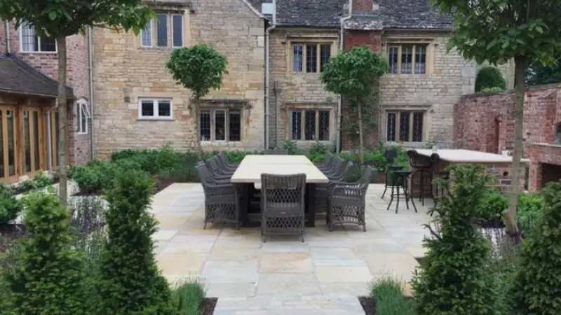  cozy outdoor seating area