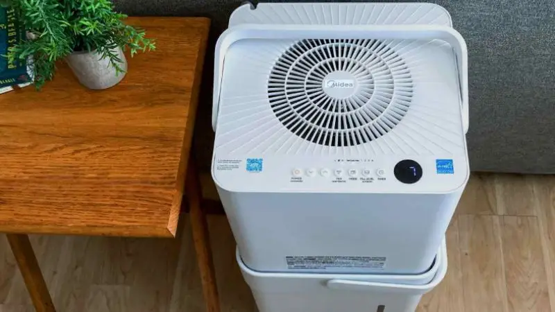 media-cube dehumidifier for small spaces