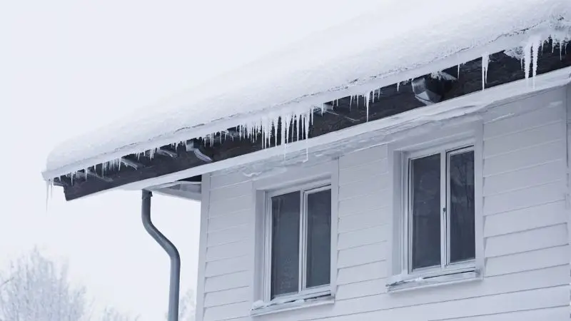 What is an ice dam?
