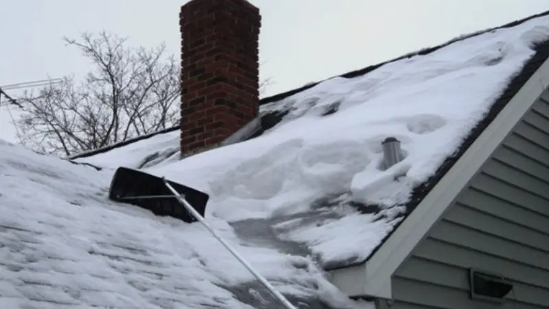 step-by-step guide on what to do to avoid ice dams on the roof