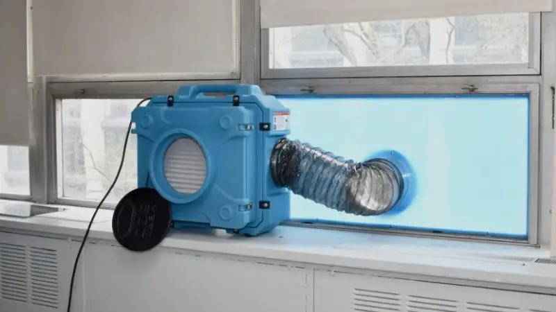  important factors to consider before buying a negative air machine