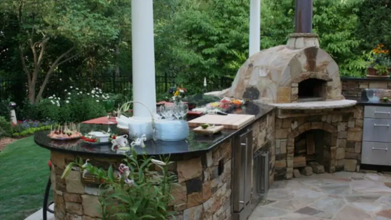 types of outdoor pizza ovens
