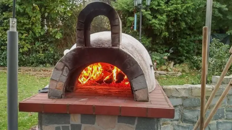 How to make an outdoor pizza oven