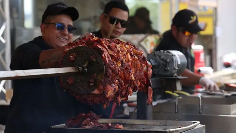  How to cook rotisserie chicken on a grill