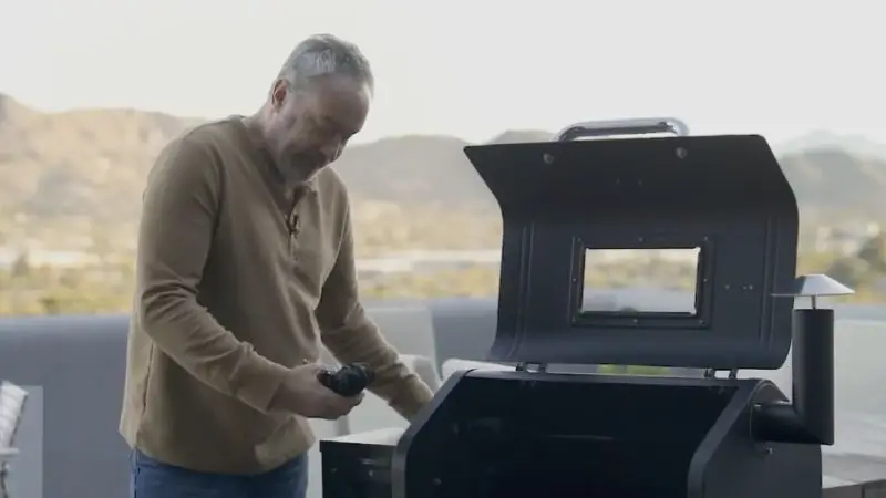 How to identify and fix common pellet grill problems
