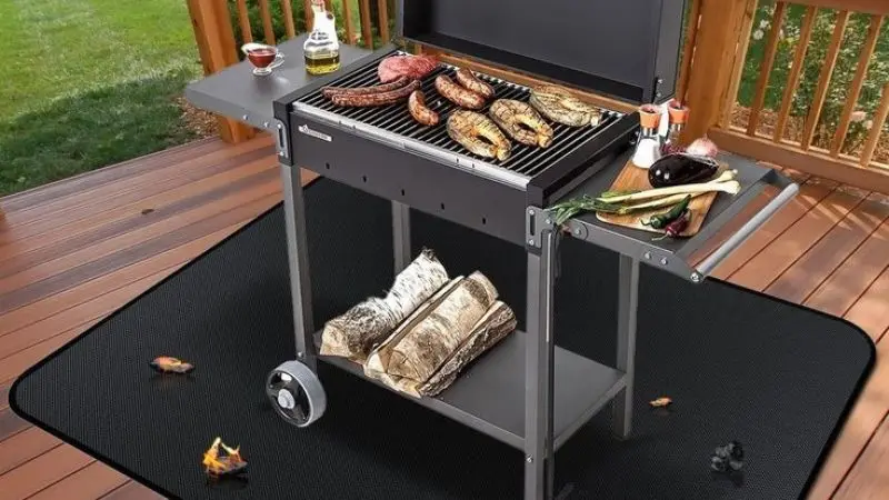 Beschermende vloermat voor barbecues