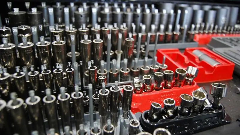 important features to consider before purchasing an impact socket set