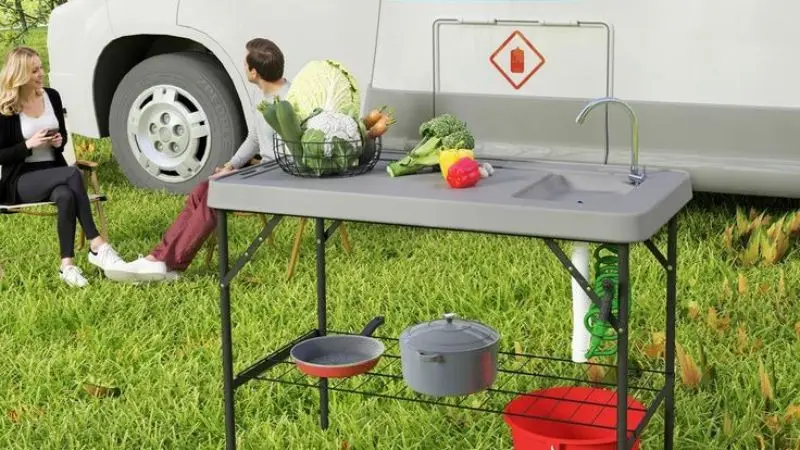 How to choose a folding prep table