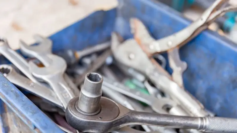 difference between home and professional socket set