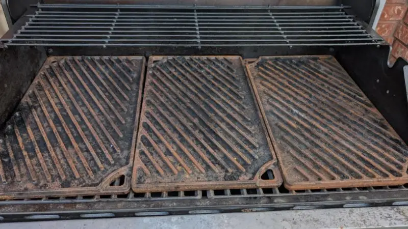 safety tips for outdoor BBQ inspection