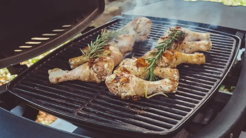 step-by-step guide to grilling chicken breast on a gas grill