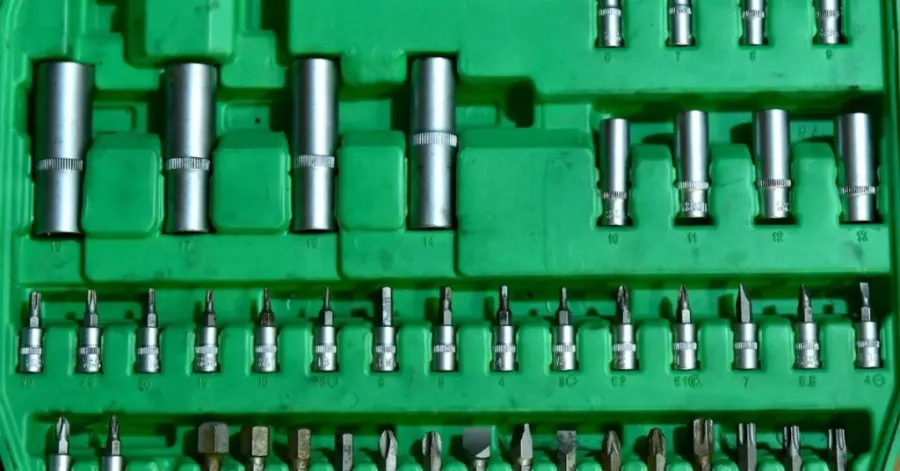 what are socket sets used for