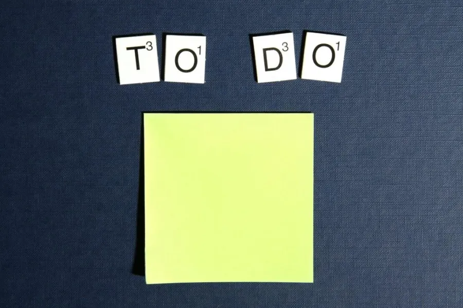 preparing things to do before extreme weather