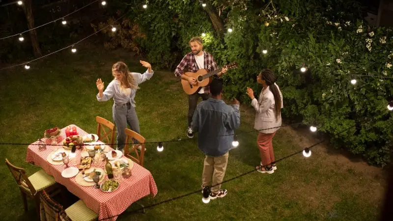 Backyard party ideas