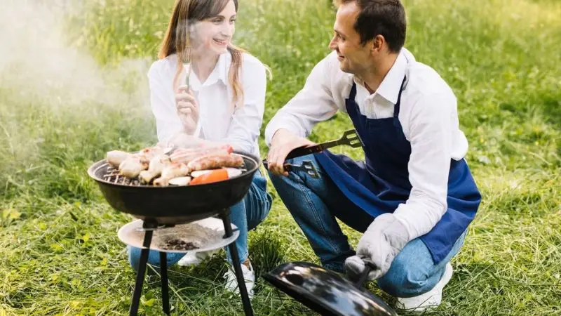 difference between grilling vs. BBQ