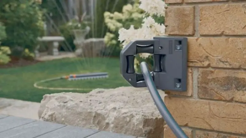 installation and maintenance of the hose reel roller guide 