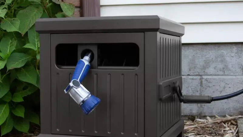 Garden Hose with Crate