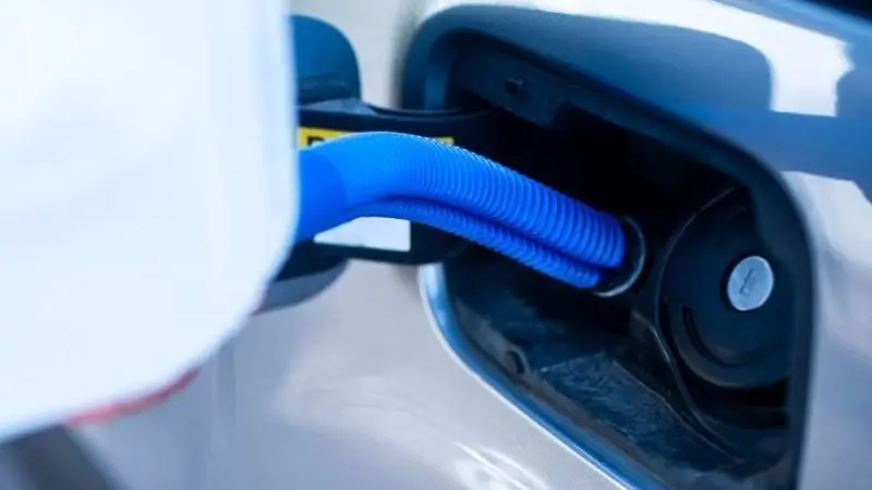 Riparazione del sistema DEF nel motore